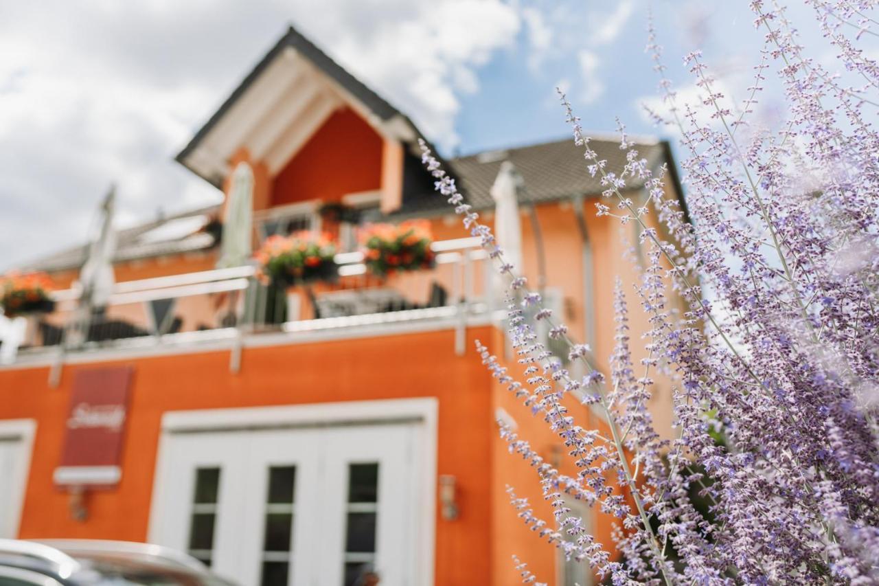 Wein- Und Gaestehaus Schwaab&Sohn Erden Eksteriør bilde