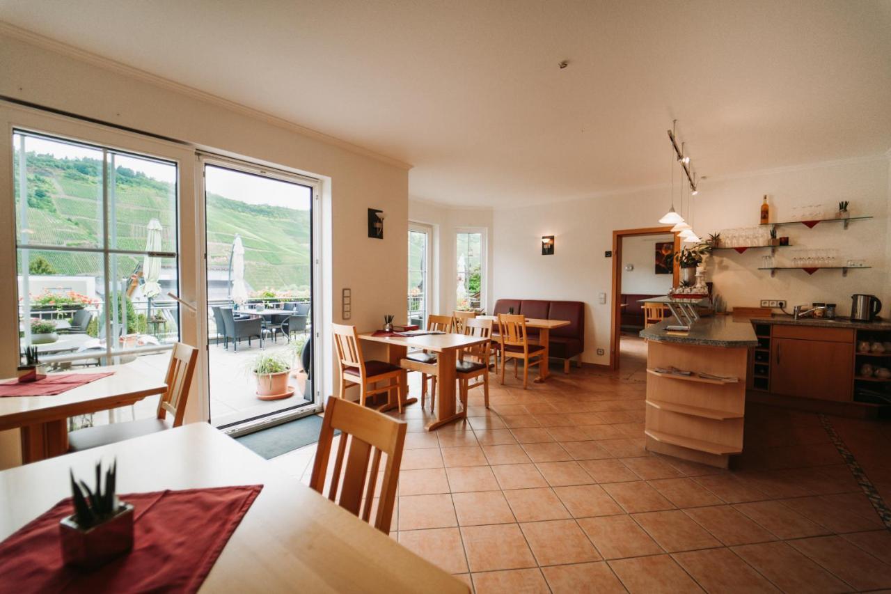 Wein- Und Gaestehaus Schwaab&Sohn Erden Eksteriør bilde